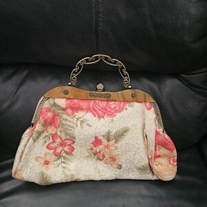Vintage Floral Cream and Pink Hand Beaded Brass Clasp Handbag Purse